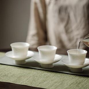 羊脂玉白瓷手工浮雕茶杯杯垫套杯功夫茶具主人杯岁寒三友品茗杯