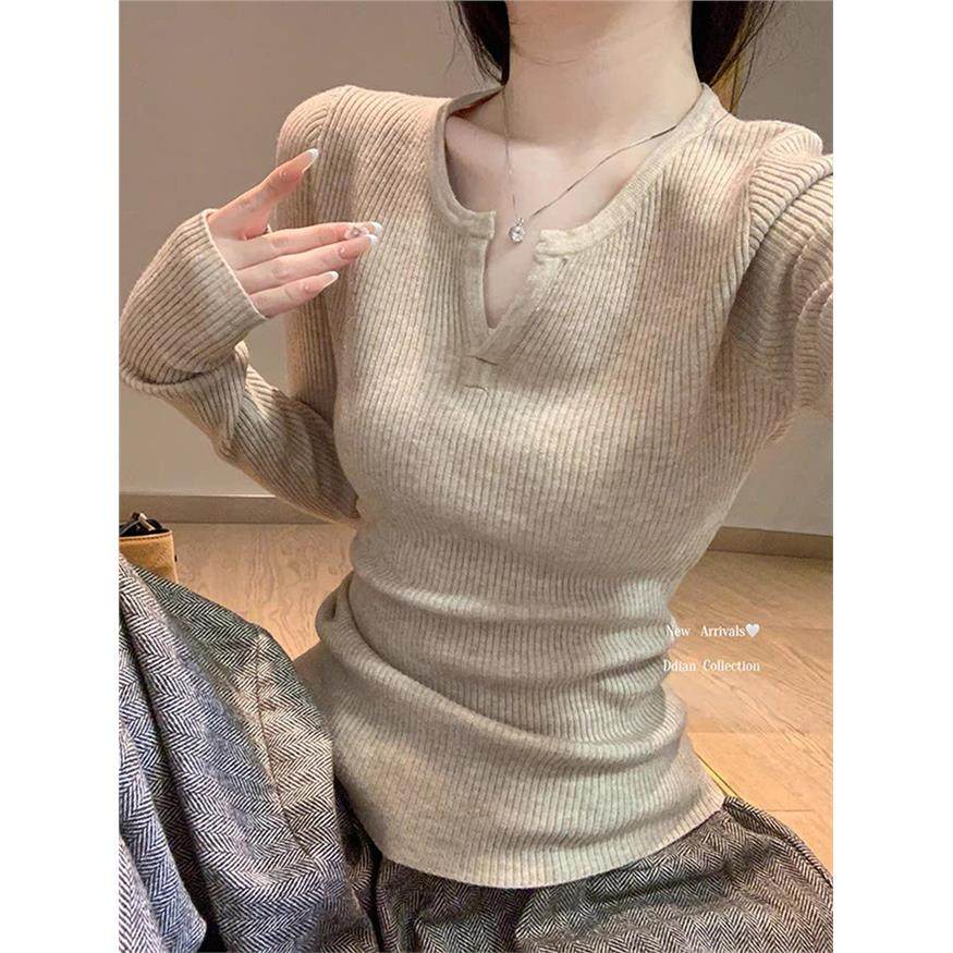 秋装巨好看修身v领打底衫女装早秋减龄毛衣长袖内搭秋冬针织上衣