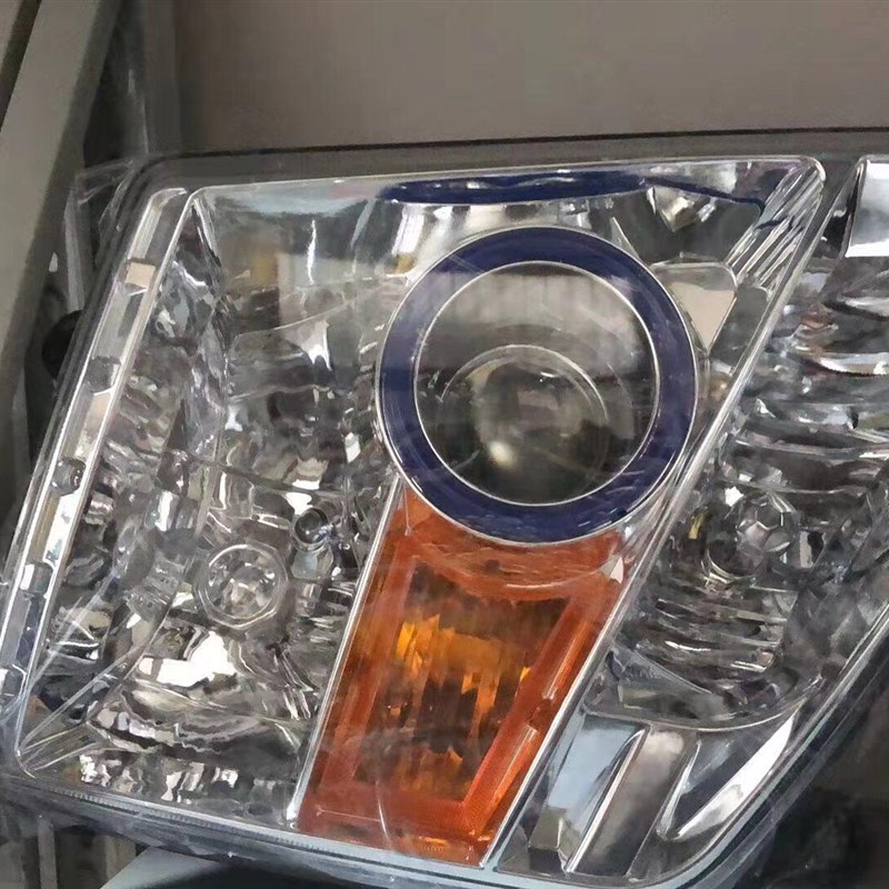 适配重汽豪曼工程车翻斗车大灯总成 电调照明灯