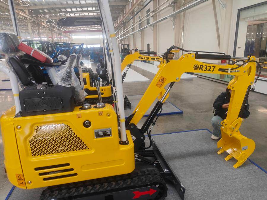 3月27日合肥全新未使用小型27型号挖掘机一台网络拍卖公告