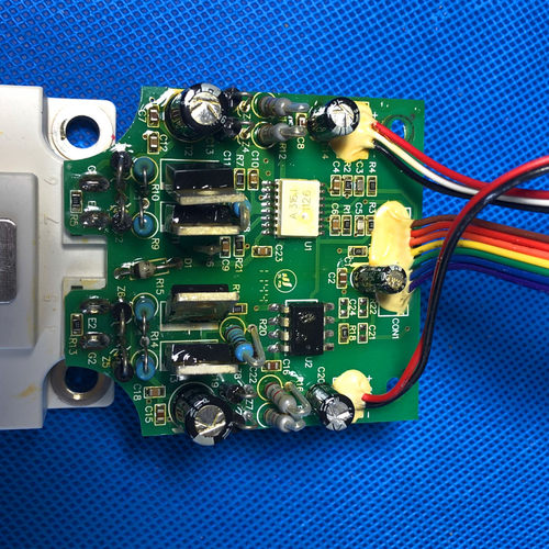 易能变频器EDS1000系列45/55/75KW驱动板保护触发板4T0550DPCB12