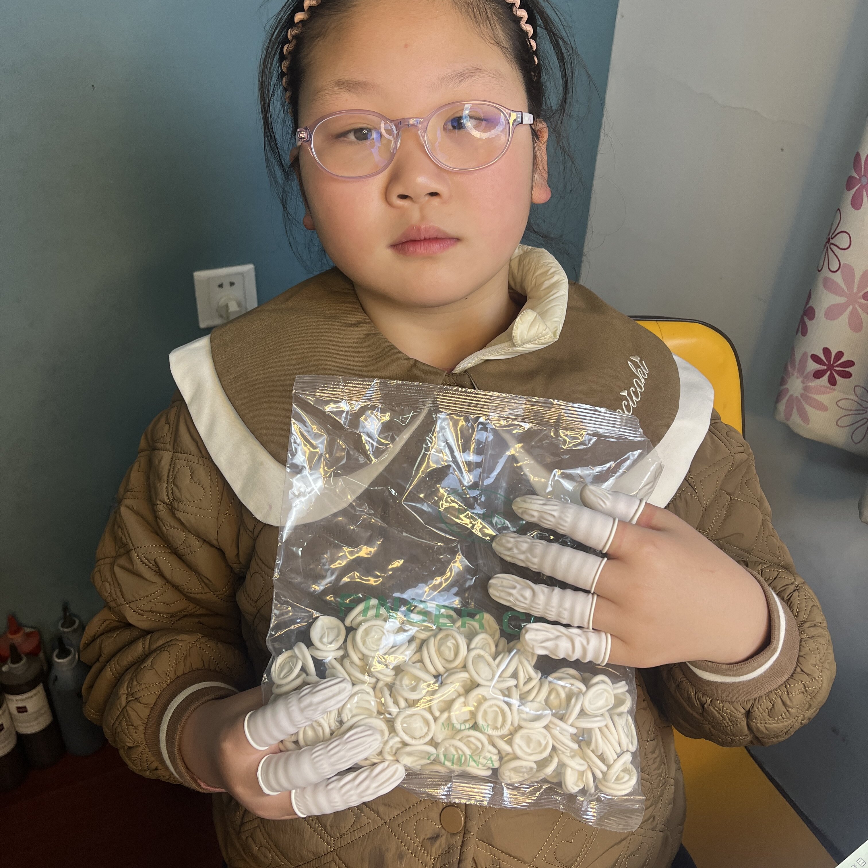 TMA一次性纹绣手指套 纹绣色料漂唇绣眉手指套弹性强耐撕扯不伤手