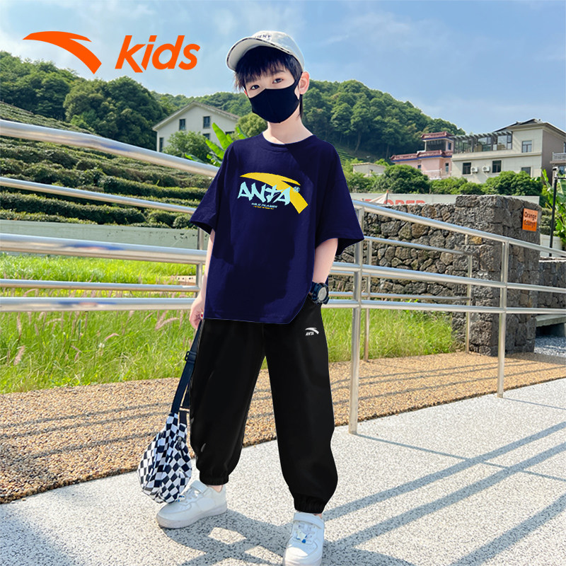 安踏儿童童装短袖长裤两件套2026夏季男大童男生T恤帅气运动套装