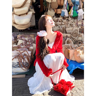 韩系温柔甜美套装裙女春新款红色开衫+白色吊带长裙两件套
