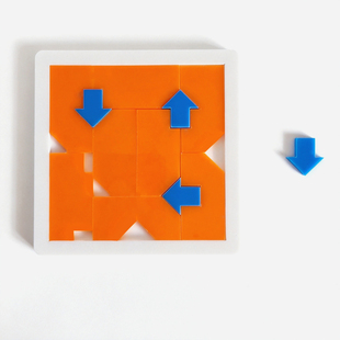 四个蓝色箭头烧脑4 Arrows方块拼图puzzle益智木质桌面游戏GM独特