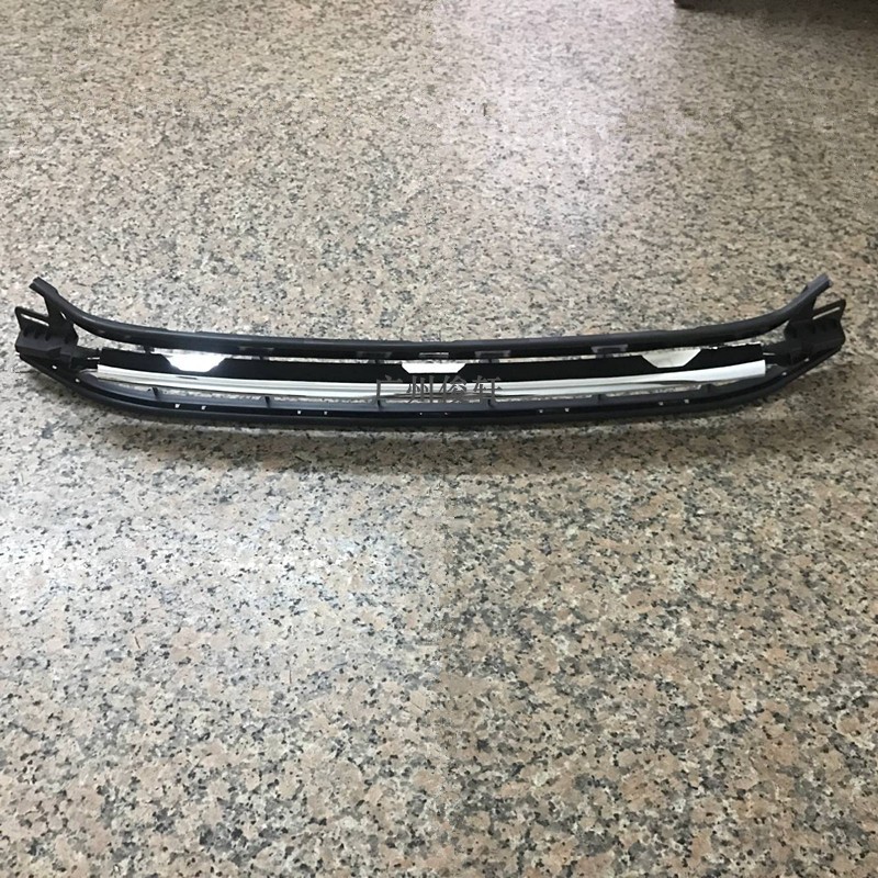 适用于16-18款凌派前杠下格栅前保险杠饰条前保险杠下中网前保险