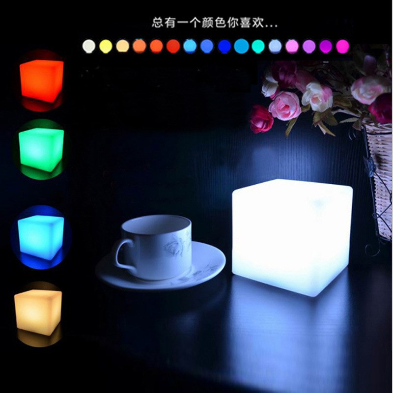 LED发光立方体桌灯 创意酒吧台灯遥控七彩充电发光方块装饰小夜灯