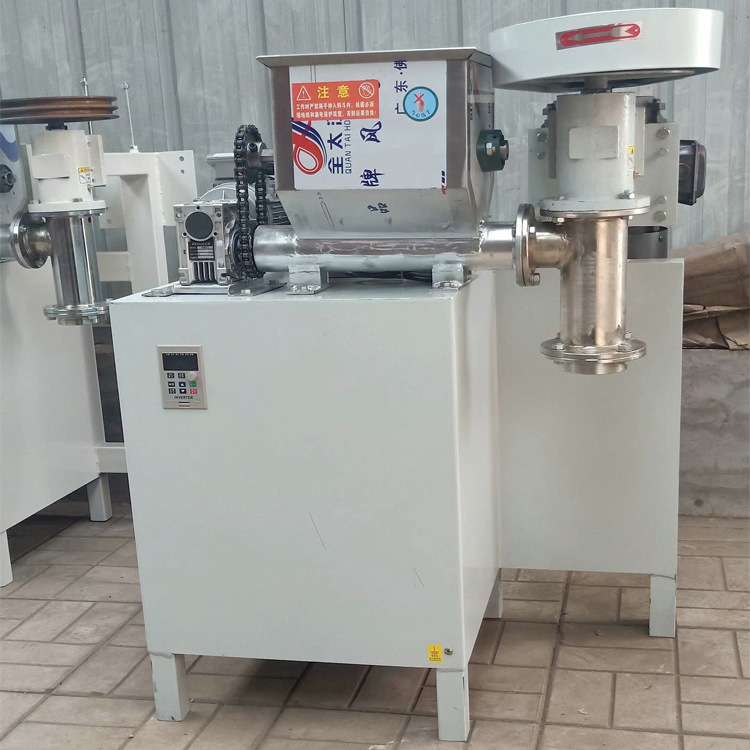 自动喂料家用压辣条机器全自动辣条牛筋面机商用做干牛筋面机器