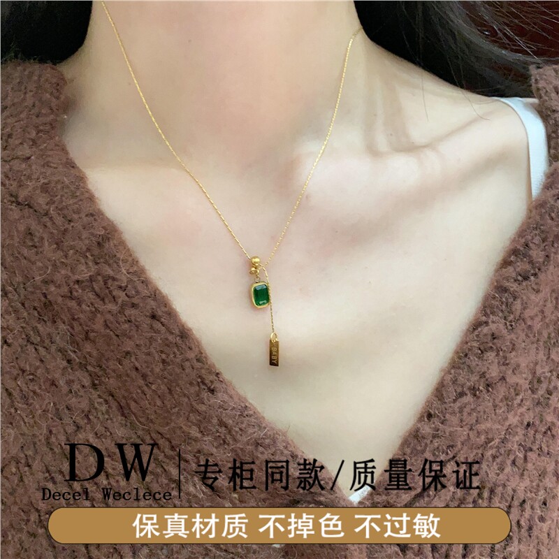 奥特莱斯18K金洗澡不用摘~复古港风精美绿钻方块项链小众森系清新