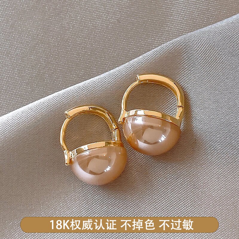奥特莱斯专柜捡漏海外撤柜18K金 香槟色珍珠耳扣女耳饰耳钉耳环