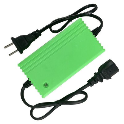 农用12v电动喷雾器锂电池充电器12V8-20AH蓄电电瓶充电器三孔通用