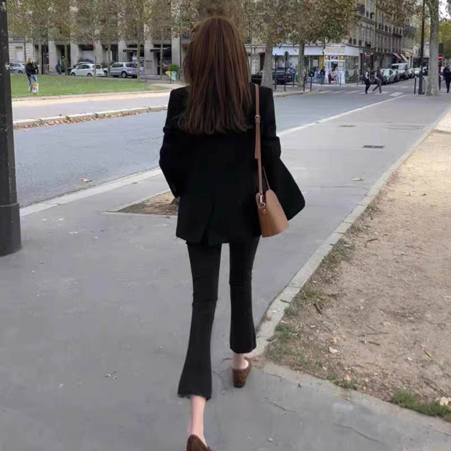 黑色微喇牛仔裤女春秋新款韩版修身显瘦小个子八分毛边喇叭裤子女