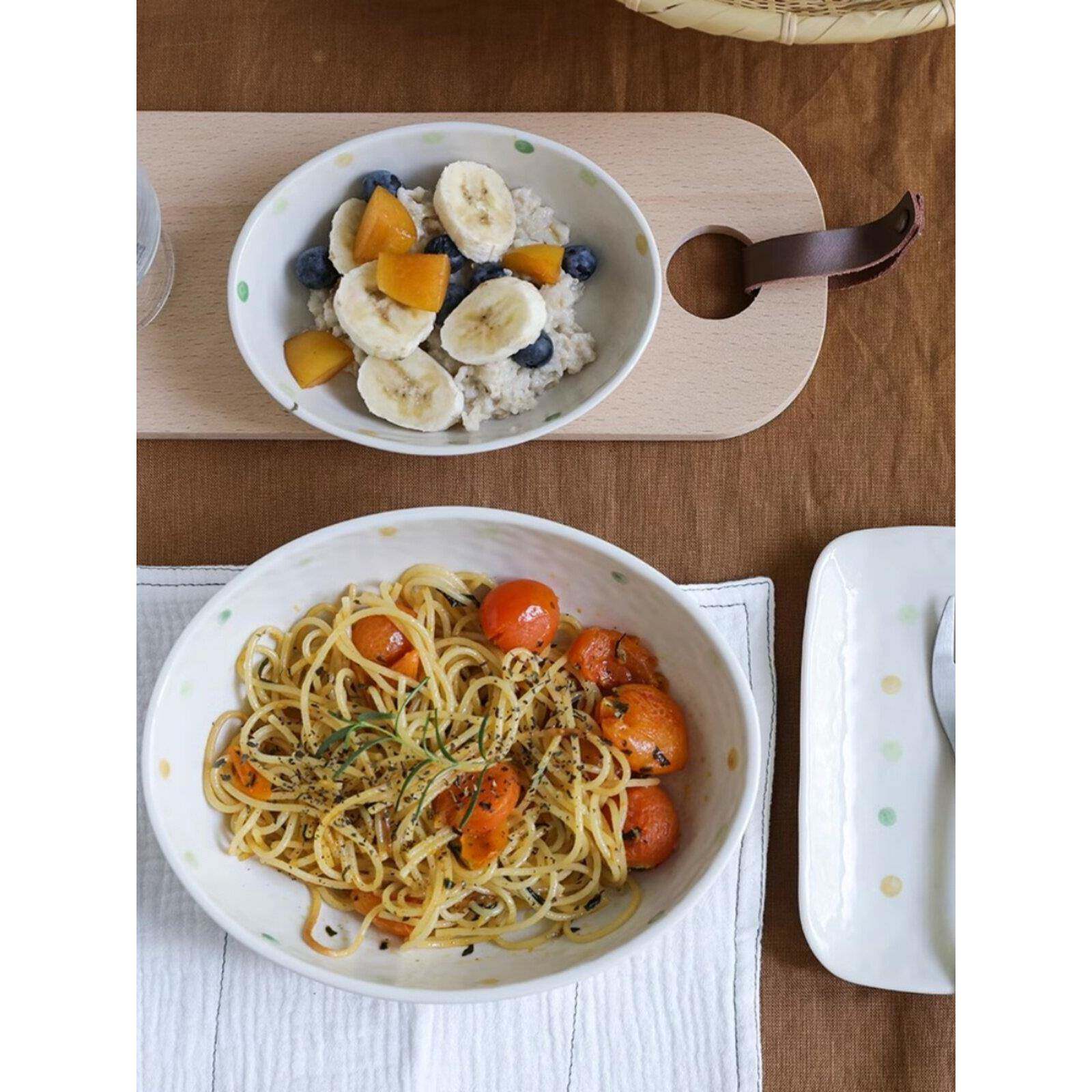 出口日式鲜釉下彩手揉不对称实用家用餐盘小碗佐料盘