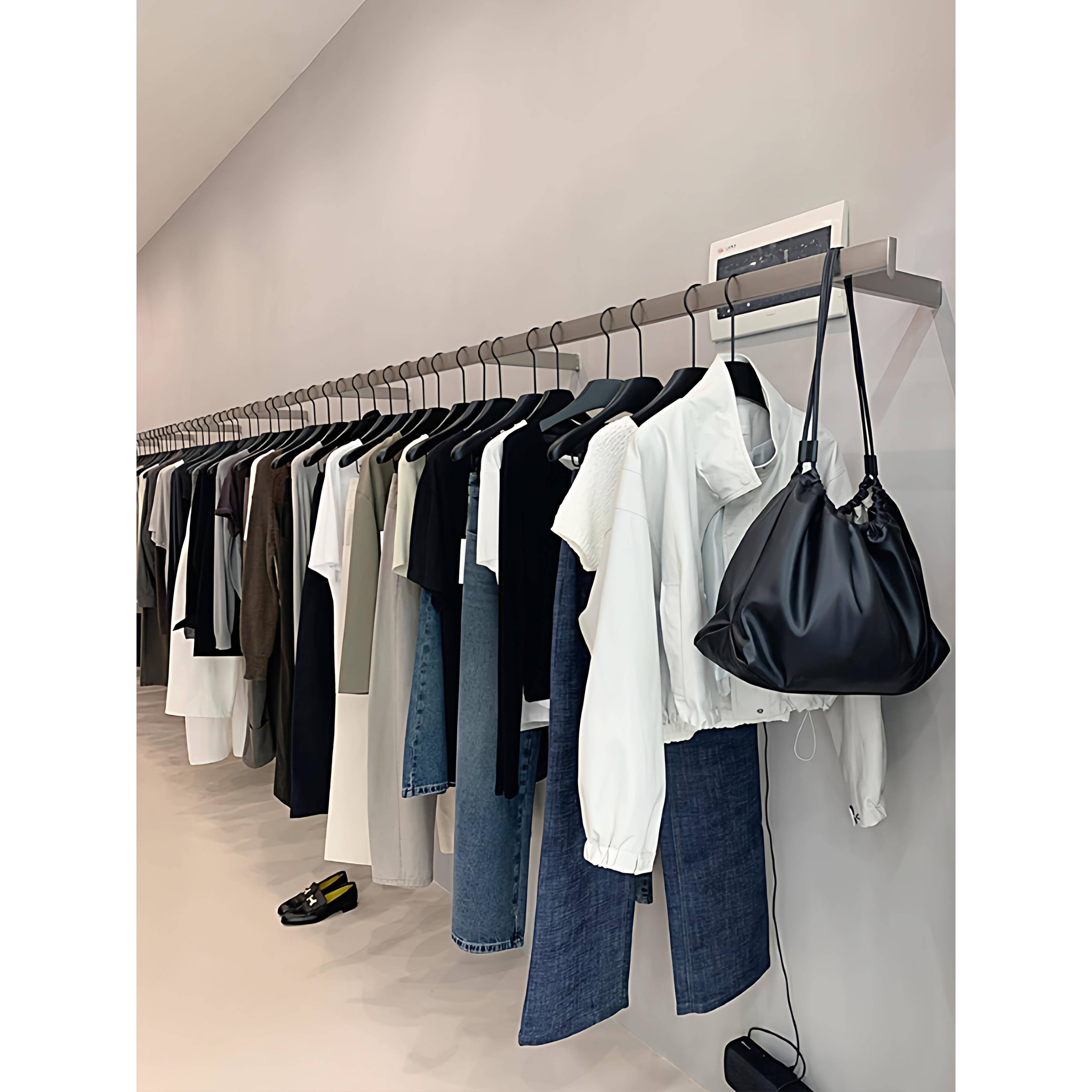 服装店展示架不锈钢方管壁挂式预埋上墙挂衣架韩系极简陈列货架子