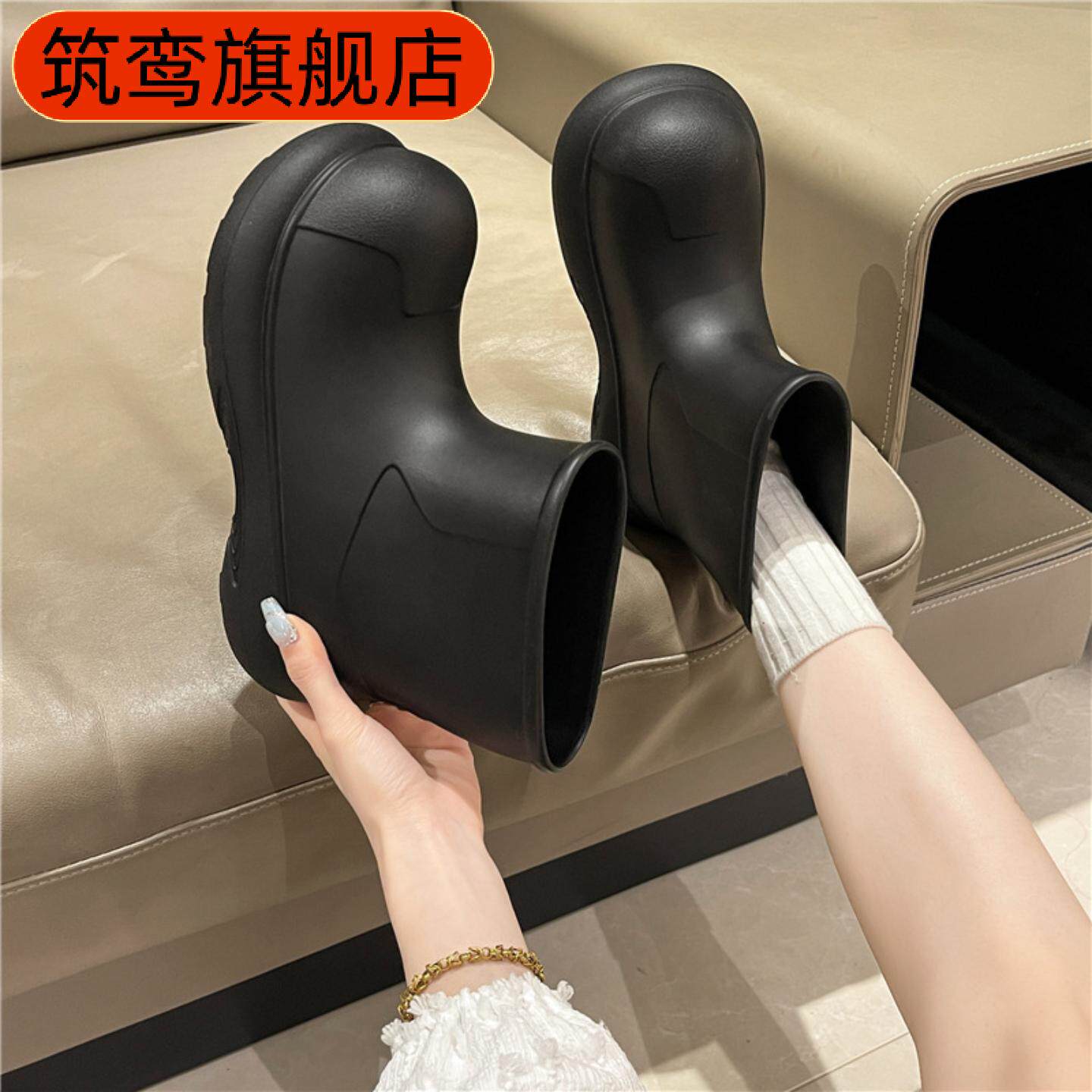 网红雨鞋女款新款小丑鞋户外厚底防水防滑雨靴女款短靴可爱