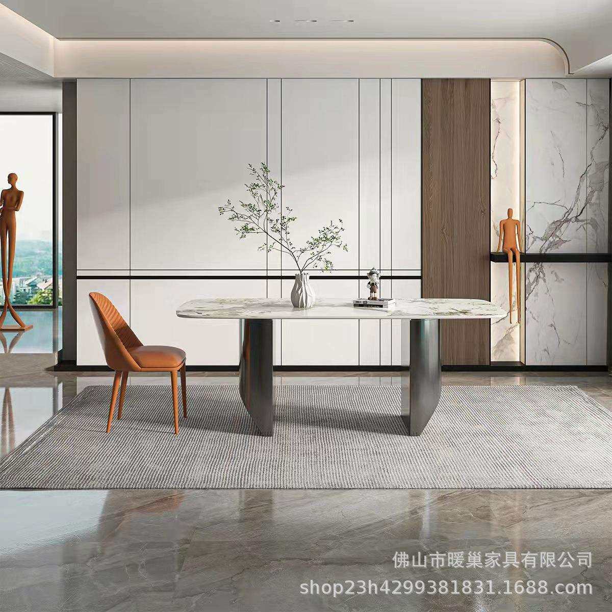 意式轻奢亮光岩板餐桌组合小户型家用长方形高端设计师餐厅桌椅