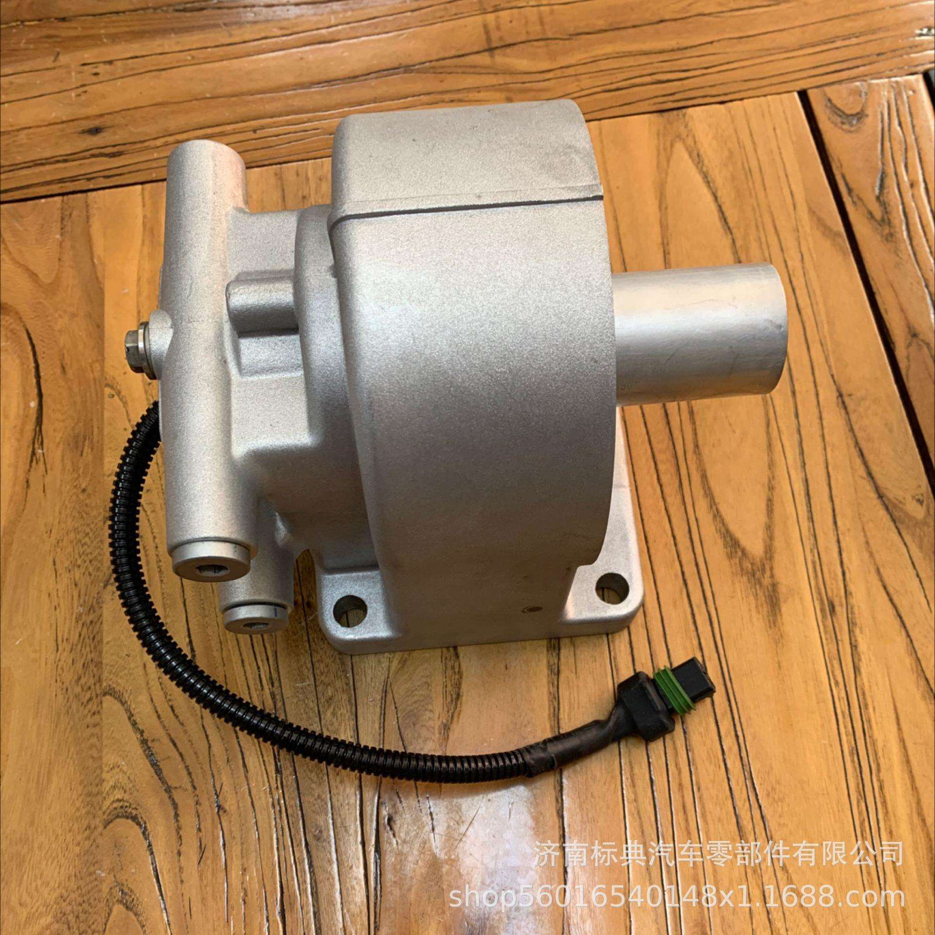 豪沃汕德卡柴油滤芯总成油水分离器总成FH21396 WG9925550980/1