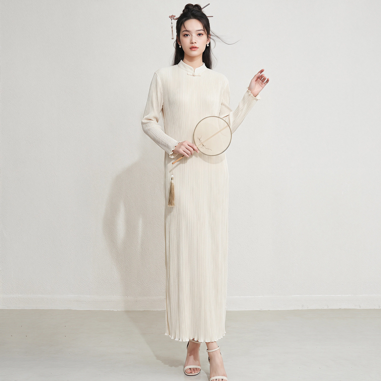 新中式旗袍女三宅风2026春夏新款褶皱连衣裙长袖修身显瘦百搭长裙