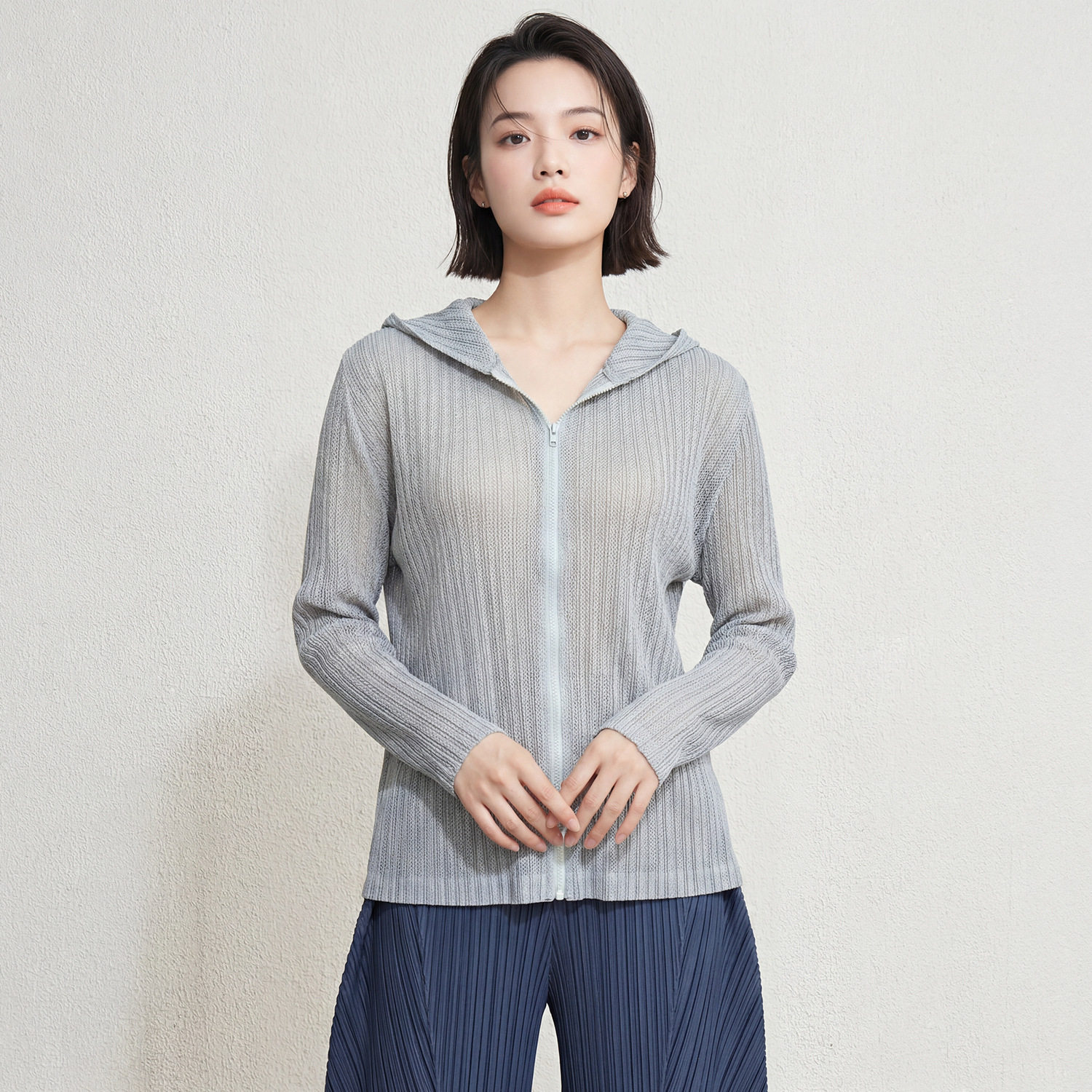 三宅风压褶连帽外套女2026夏季新款网纱透气防晒衫设计感短款开衫