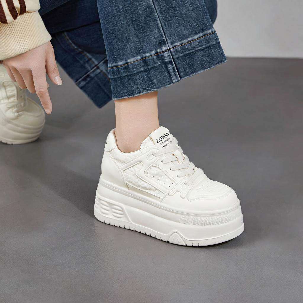 真皮厚底内增高小白鞋女新款春季白色运动鞋休闲学生平底板鞋