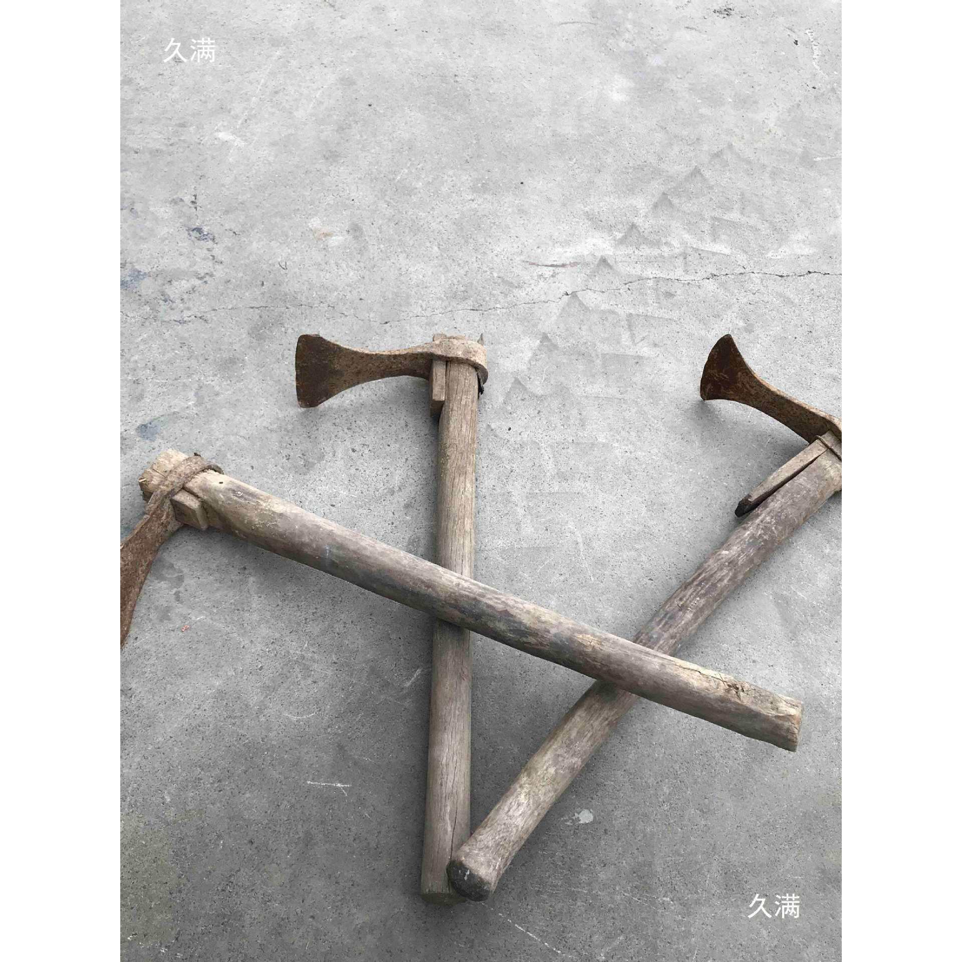 民俗老物件老农具小镐锄头农村老式耕地工具怀旧影视道具装饰摆件