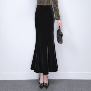 金丝绒裙子女春秋冬2025新款长款高级感气质黑色包臀鱼尾裙半身裙