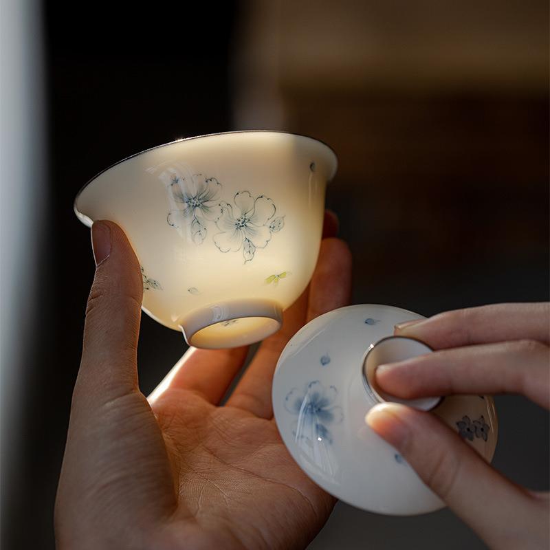 青己 青花手绘蝴蝶陶瓷盖碗 玉泥白瓷釉下彩蝶恋花文人泡茶碗茶具
