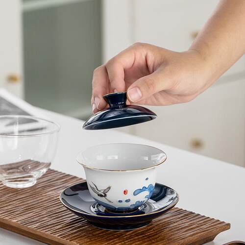 鹤瑞呈祥海浪三才盖碗茶碗茶杯陶瓷茶具套装德化白瓷手工贴花
