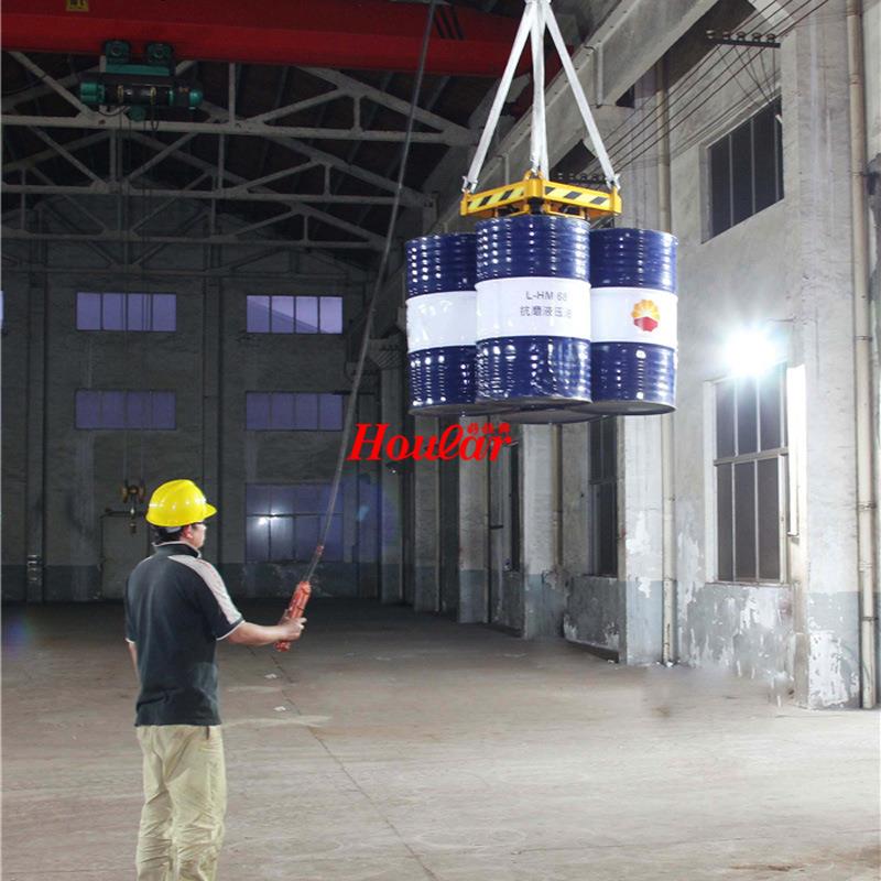 YL4油桶夹叉车用搬运夹油桶吊具四桶夹具鹰嘴爪勾叉车油桶抓桶器