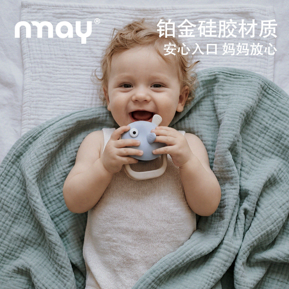 nmay小鱼套牙胶婴幼儿磨牙棒铂金硅胶安全无毒宝宝磨牙玩具
