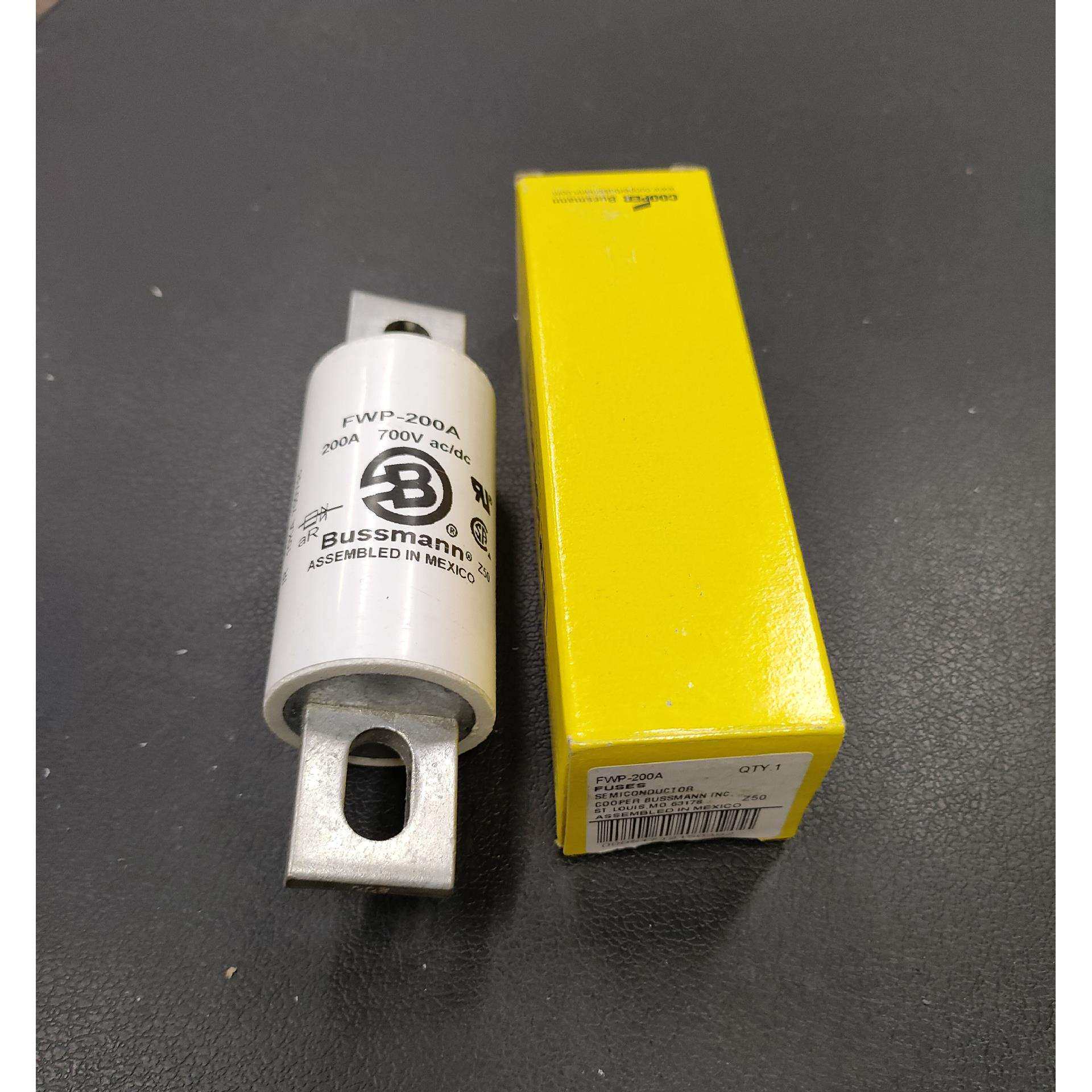 FWP-200A保险丝 700V 200A 巴斯曼BUSSMANN熔断器