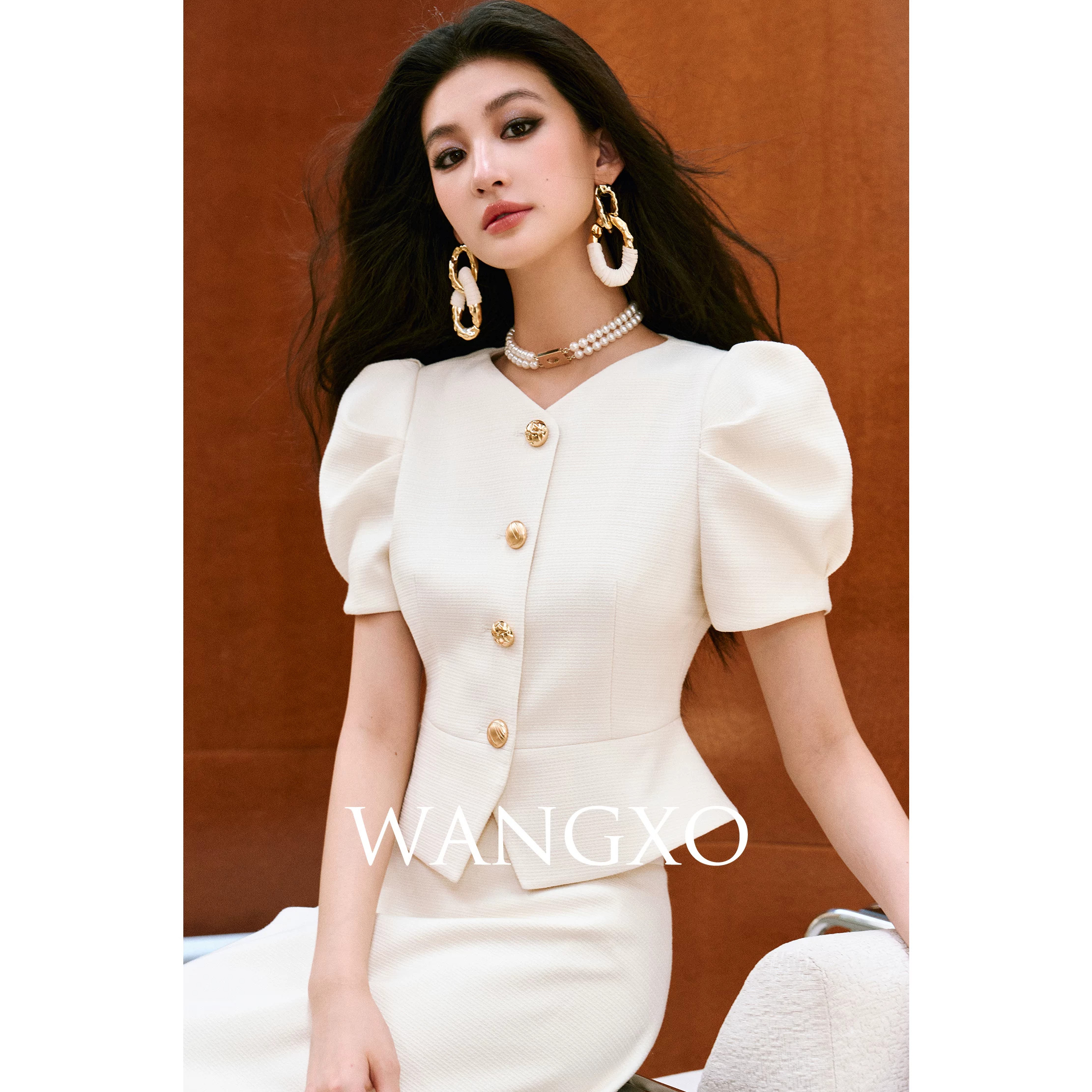 WANGXO｜碎钻亮丝轻薄人棉粗呢｜小香风泡泡袖上衣＆伞摆半裙套装