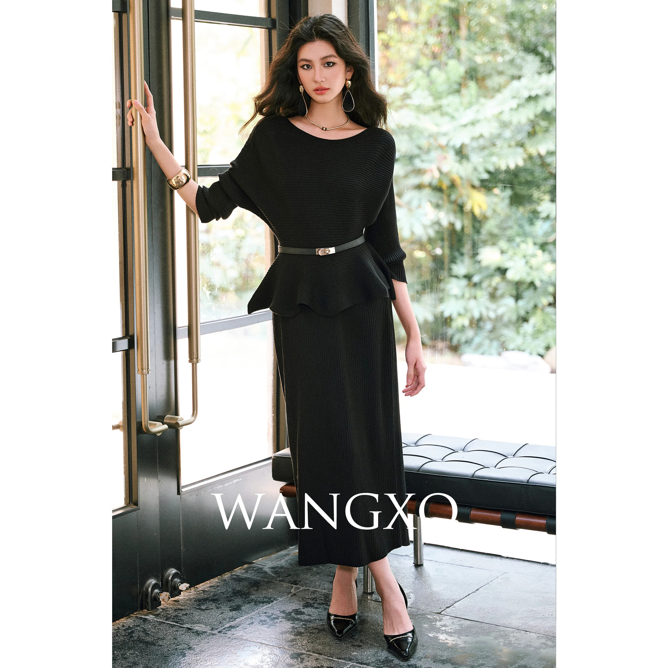 WANGXO|亲肤针织坑条肌理|一字肩收腰伞摆上衣&直筒长款半裙