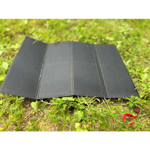 Folding solar panel capable of outdoor charging power supply