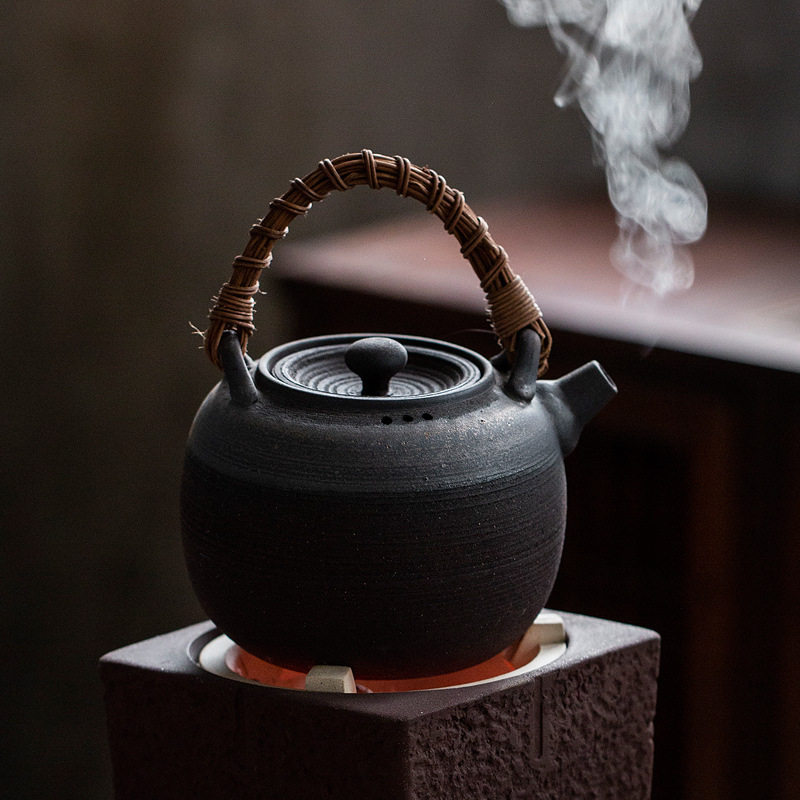 陶怡复古粗陶茶壶中式藤编提梁壶小型家用耐高温可炭烧围炉煮茶