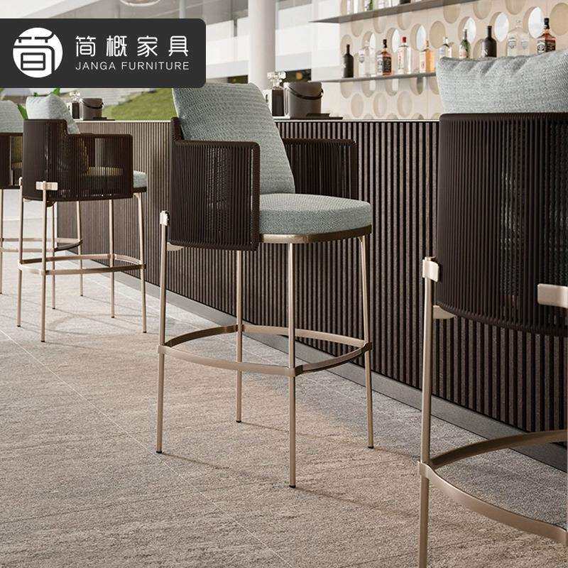 户外露天吧台吧椅休闲花园庭院高脚桌椅别墅酒店民宿藤编吧椅吧台