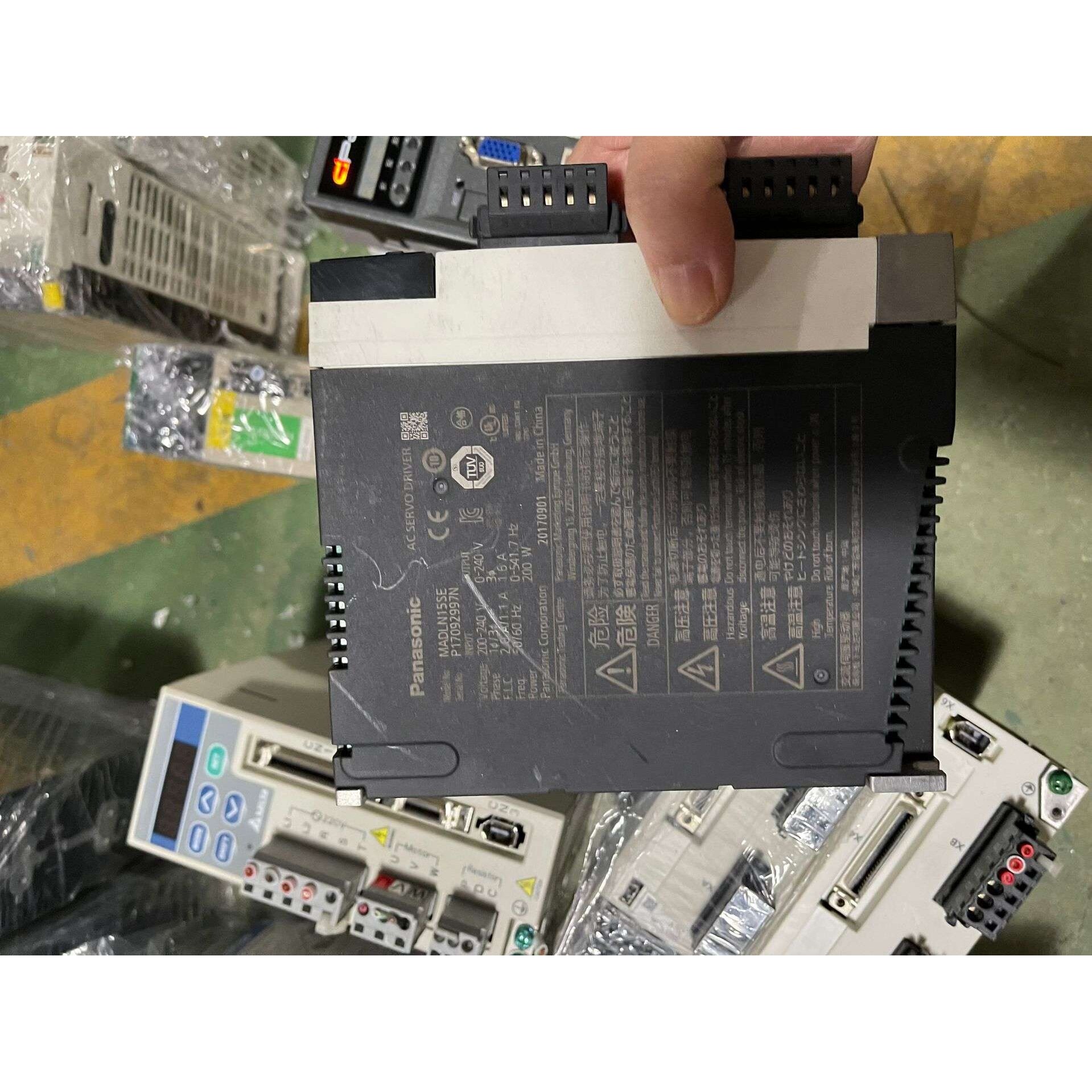 200W驱动器MADLN15SE