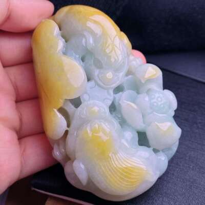 缅甸天然翡翠a货冰黄翡金蟾手玩件小摆件swj卡86.1-59.3-26.5mm