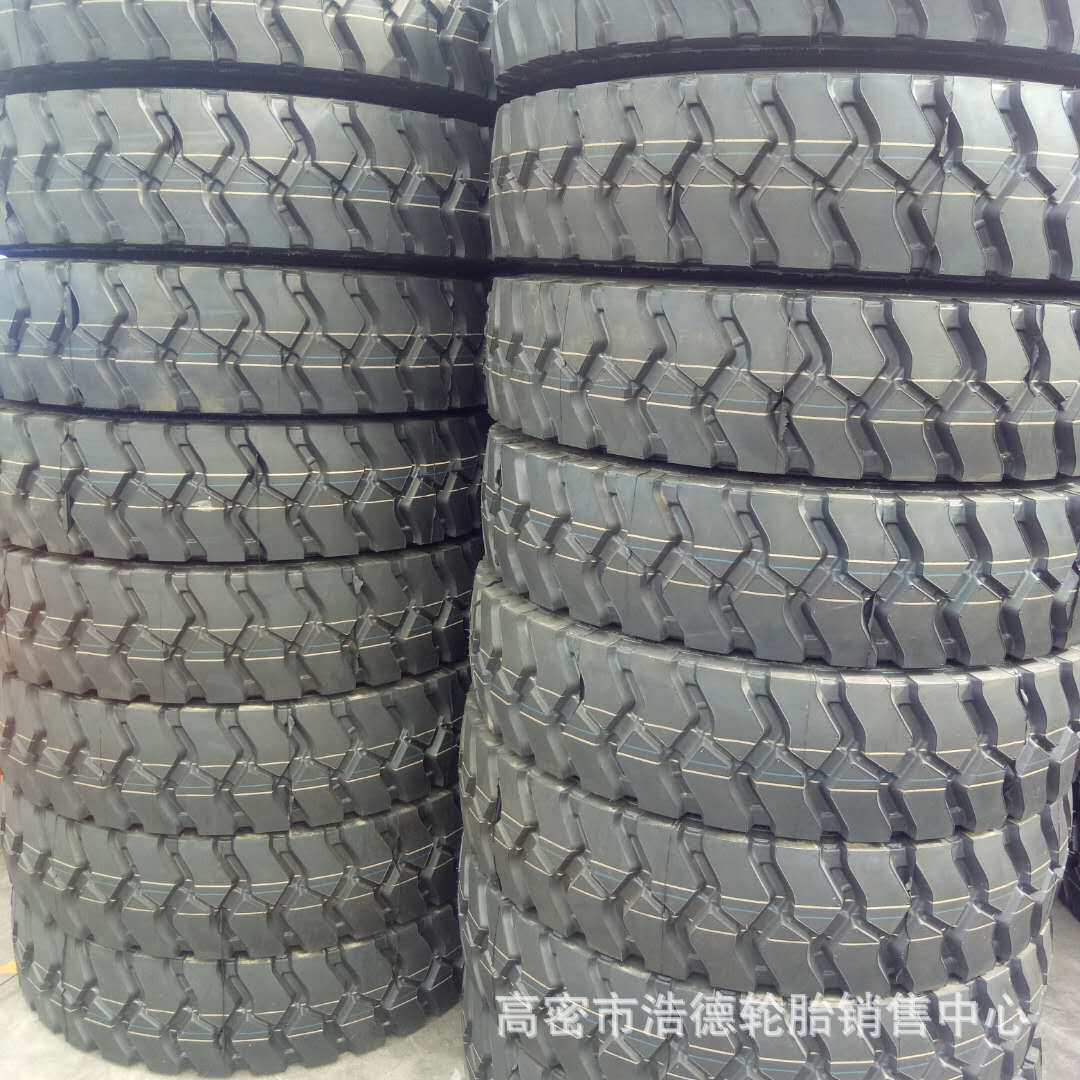 矿山两块钢丝轮胎1200R20汽车轮胎耐磨加厚防滑子午线轮胎现货