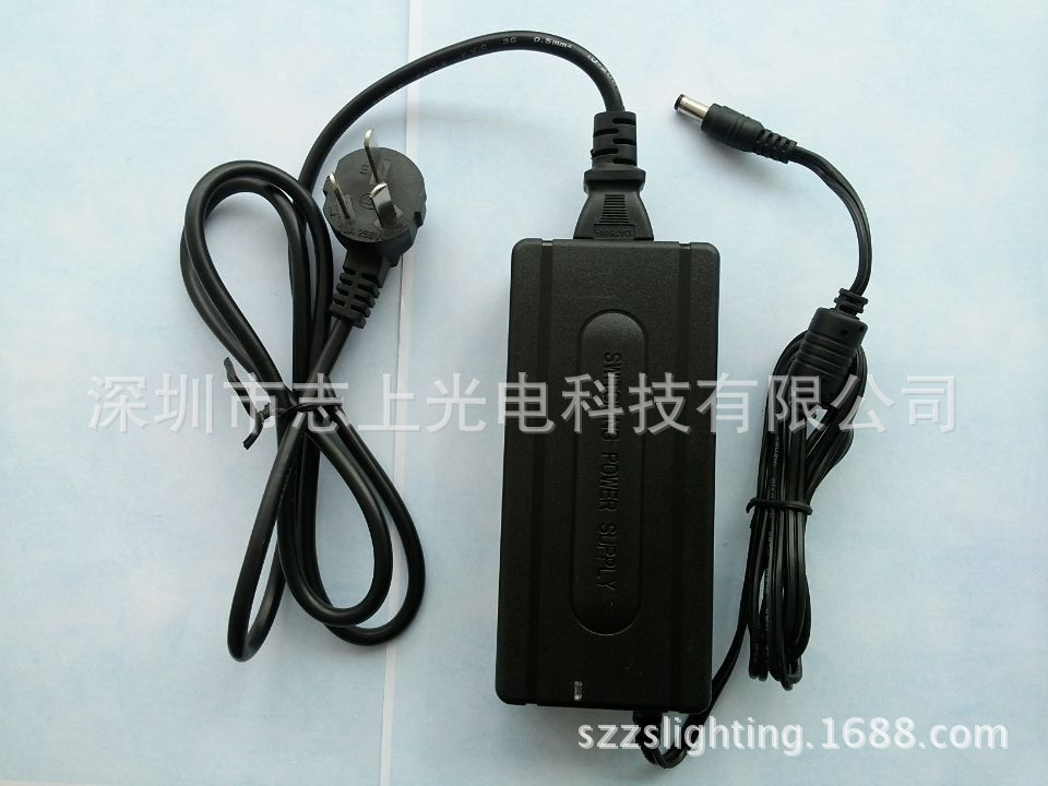 24V电源变压器开关电源灯板灯条广告牌安防监控5A120W电源插头