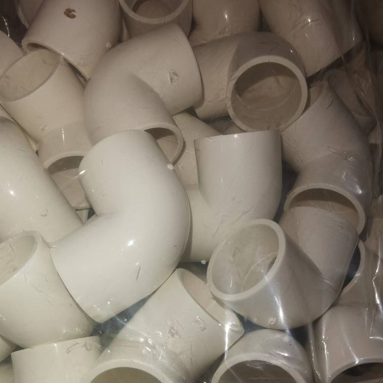 PVC弯头UPVC直角90度接头上水管供水管给水管弯头塑料管配件整件