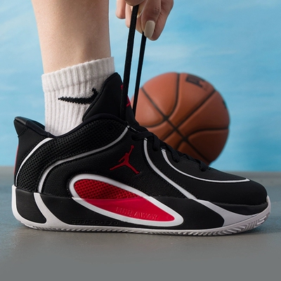 耐克儿童女款塔图姆4代2025年新款缓震舒适防滑训练篮球鞋 HQ4611