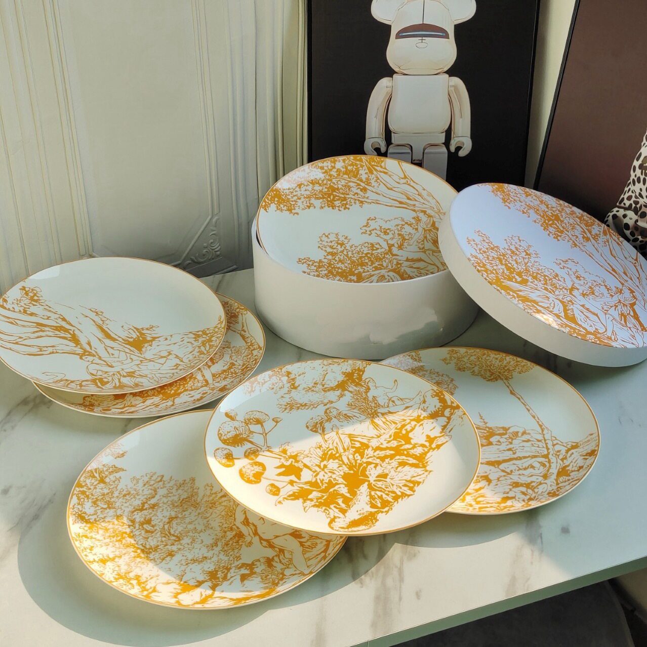 陶瓷餐盘六盘装菜盘西餐盘彩绘图案简约风格北欧套装陶瓷家用送礼