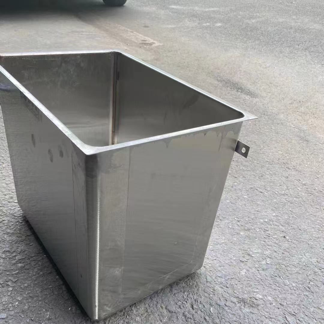 不锈钢水箱沟槽式不锈钢水箱厕所感应节水器大便槽感应自动冲水器