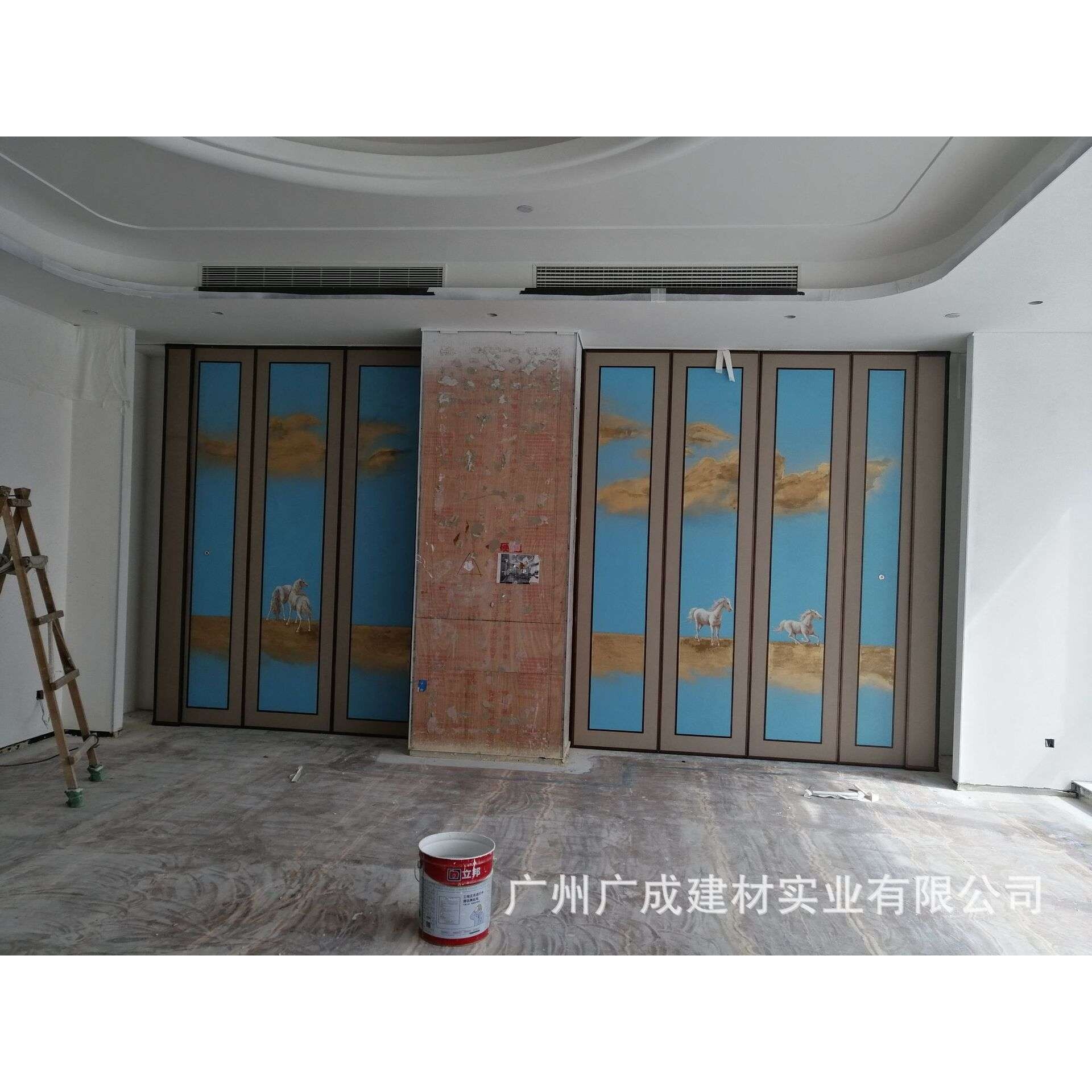 深圳酒店移动隔断办公室隔音高隔断活动屏风可折叠推拉板式隔断墙