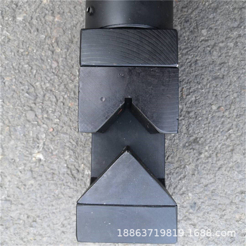 生产液压角铁折弯机90度折弯厚度6mm75小型角钢折弯工具