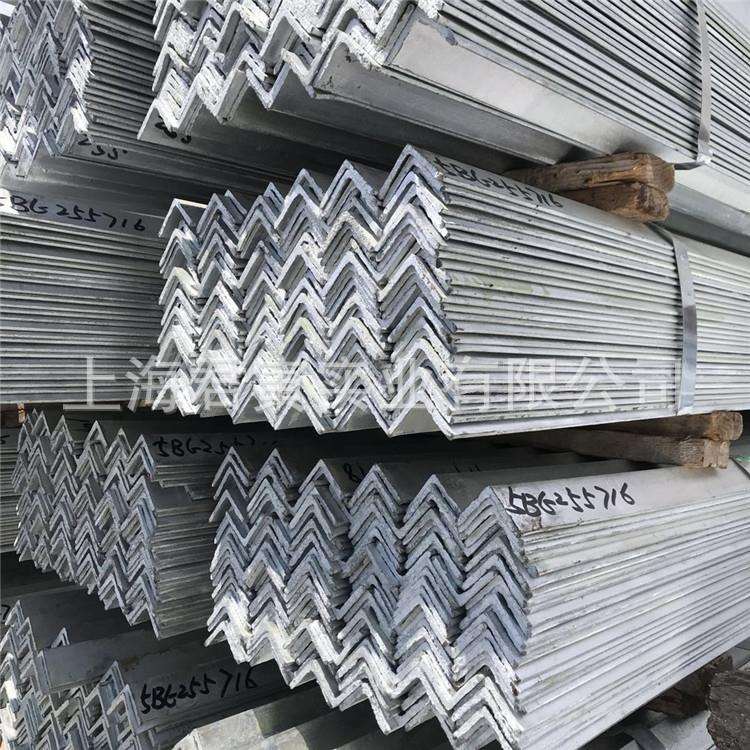 直销江苏国强热镀锌角钢40*40*4镀锌角铁50*50*5货源充足价格美丽