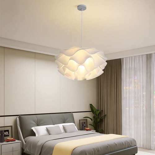 现代北欧吊灯简约餐厅灯具客厅温馨创意网红儿童房间灯主卧室灯具