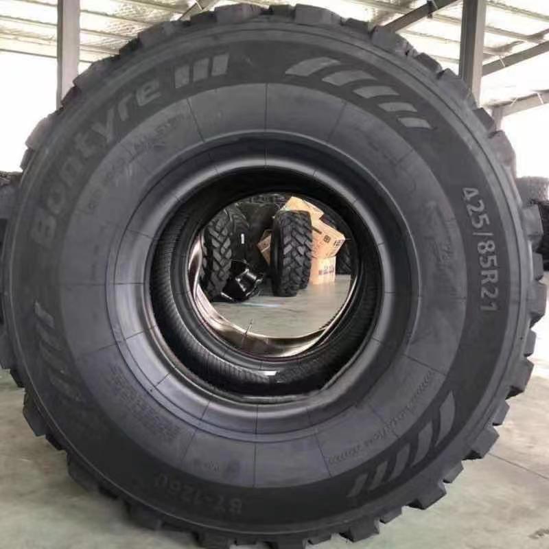 425/85R21 越野卡车工程轮胎高品质出厂价格 全钢子午线轮胎