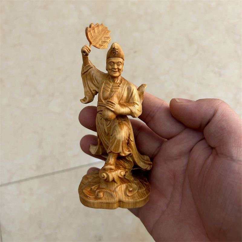 太行崖柏木济公摆件降龙罗汉济公举扇拿酒壶实木雕刻人物摆件饰品
